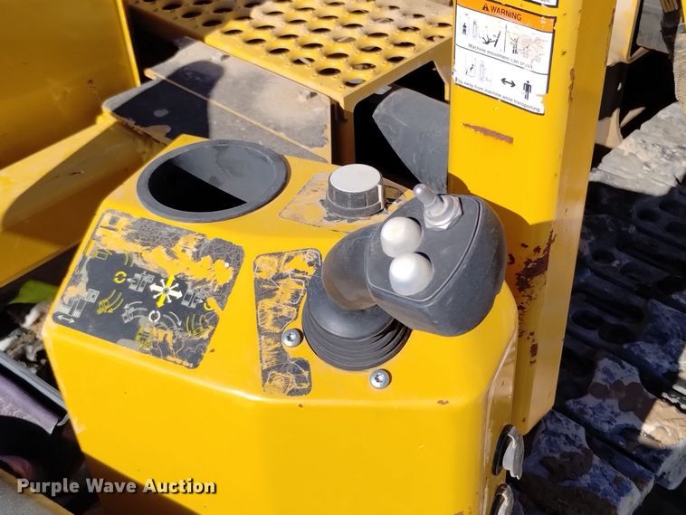 image for item DV6648 2019 Vermeer  PD10 pile driver