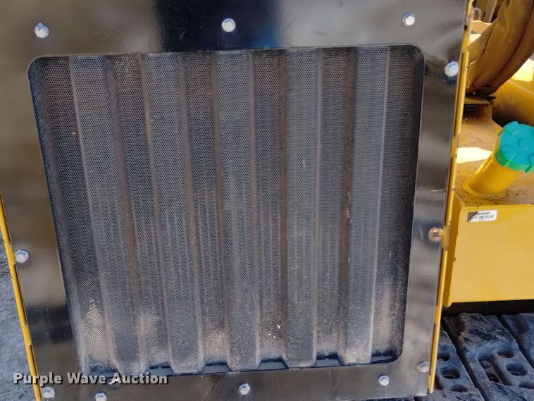 image for item DV6648 2019 Vermeer  PD10 pile driver