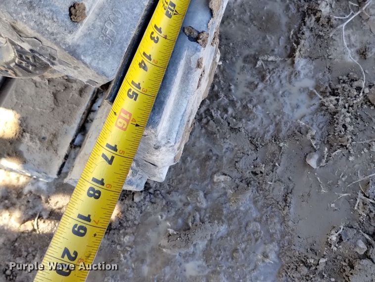 image for item DV6648 2019 Vermeer  PD10 pile driver