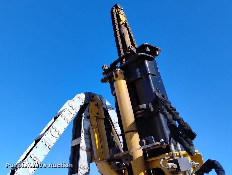 image for item DV6649 2019 Vermeer  PD10 pile driver