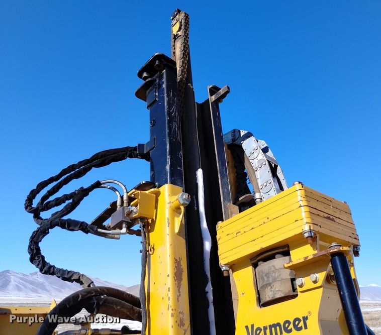 image for item DV6649 2019 Vermeer  PD10 pile driver