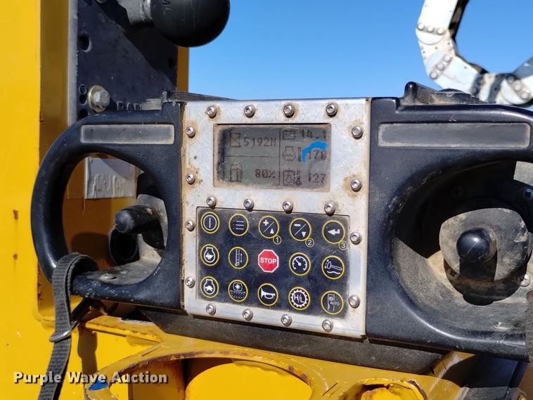 image for item DV6649 2019 Vermeer  PD10 pile driver