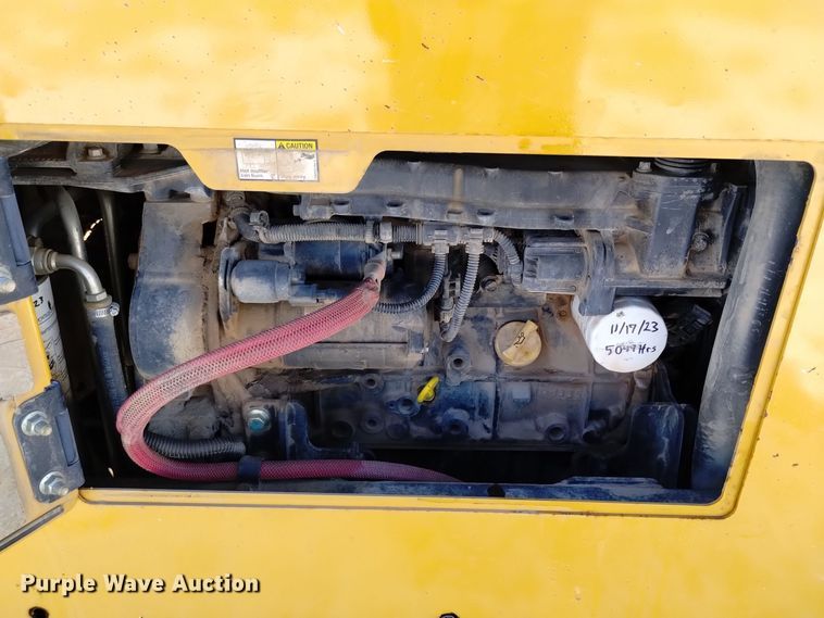 image for item DV6649 2019 Vermeer  PD10 pile driver