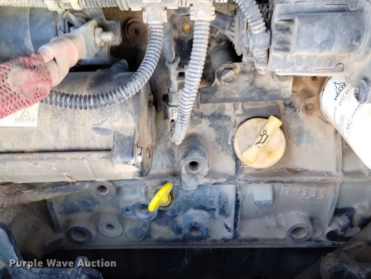 image for item DV6649 2019 Vermeer  PD10 pile driver