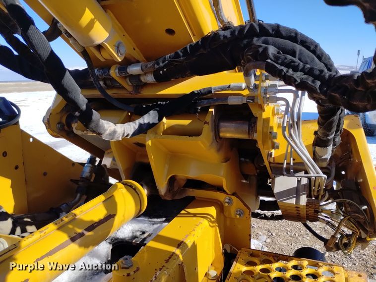 image for item DV6650 2019 Vermeer  PD10R pile driver