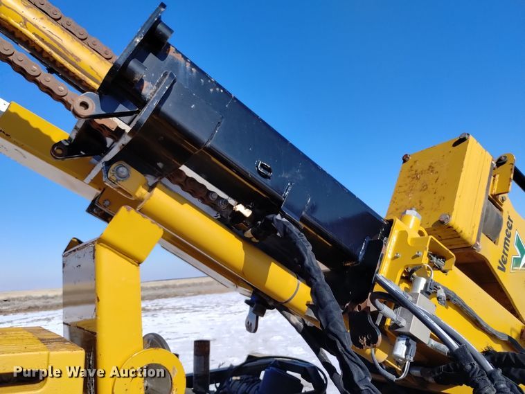image for item DV6650 2019 Vermeer  PD10R pile driver