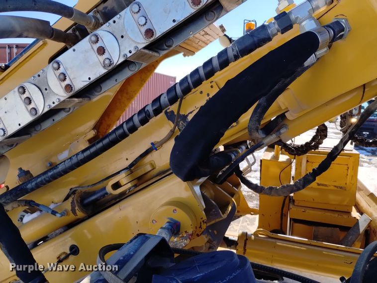 image for item DV6650 2019 Vermeer  PD10R pile driver