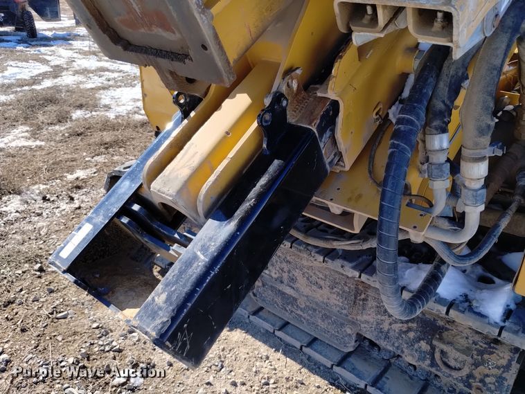 image for item DV6650 2019 Vermeer  PD10R pile driver