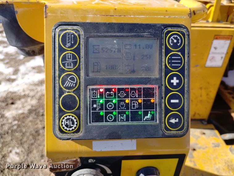 image for item DV6650 2019 Vermeer  PD10R pile driver