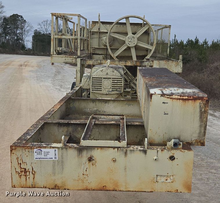 image for item DW1798 Pug mill