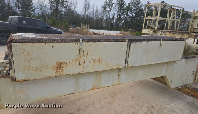 image for item DW1798 Pug mill