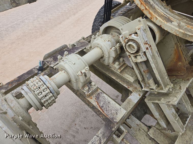 image for item DW1798 Pug mill