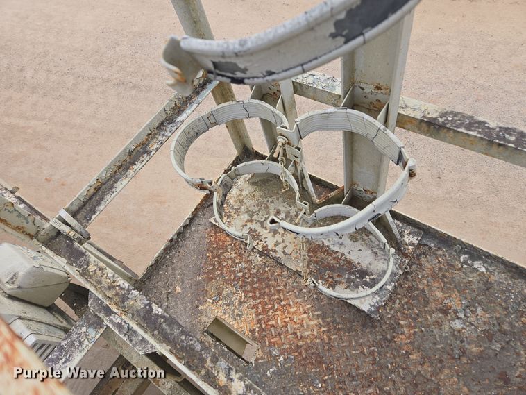 image for item DW1798 Pug mill