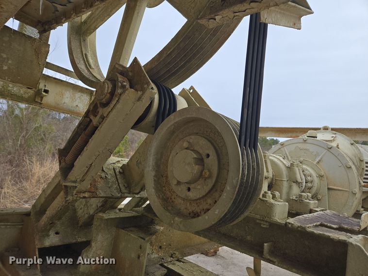 image for item DW1798 Pug mill