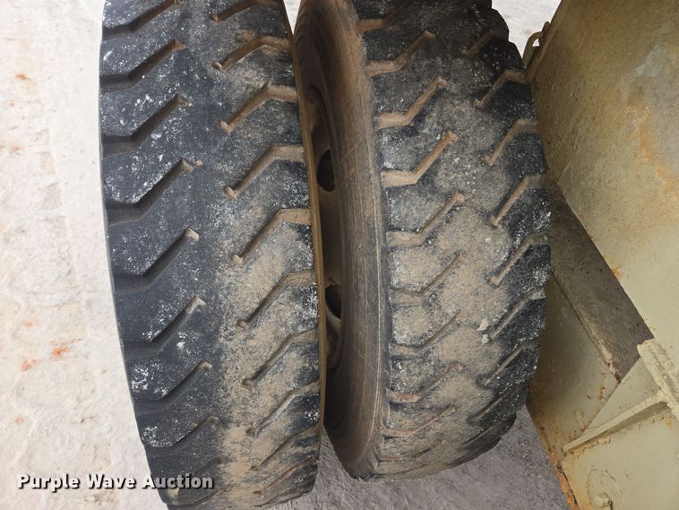 image for item DW1798 Pug mill