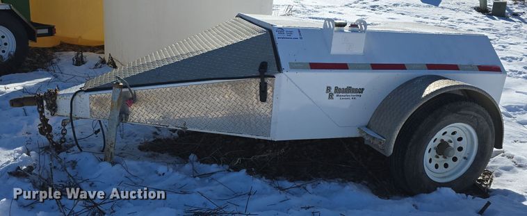image for item DW3061 2018 Road Runer Manufacturing 4500 fuel trailer