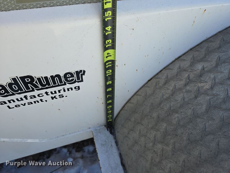 image for item DW3061 2018 Road Runer Manufacturing 4500 fuel trailer