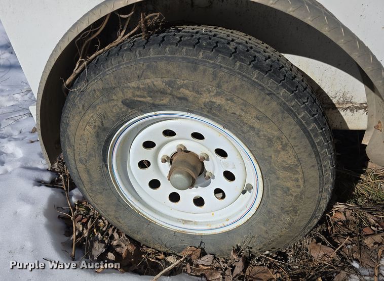 image for item DW3061 2018 Road Runer Manufacturing 4500 fuel trailer