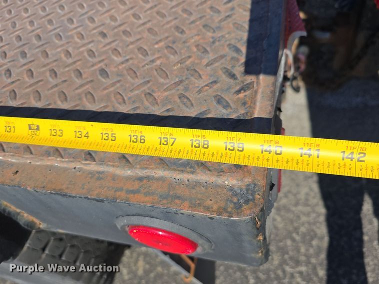 image for item DW3072 1998 International 4700 flatbed truck