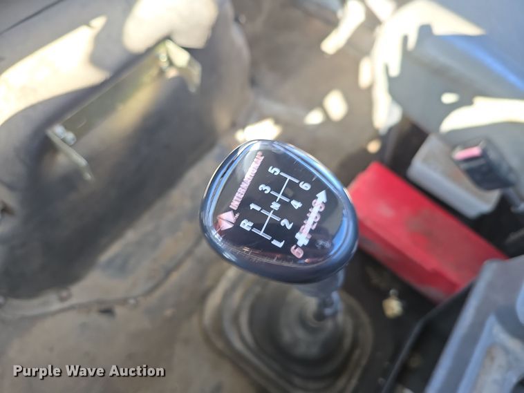 image for item DW3072 1998 International 4700 flatbed truck