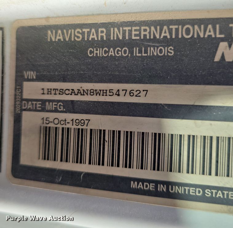 image for item DW3072 1998 International 4700 flatbed truck