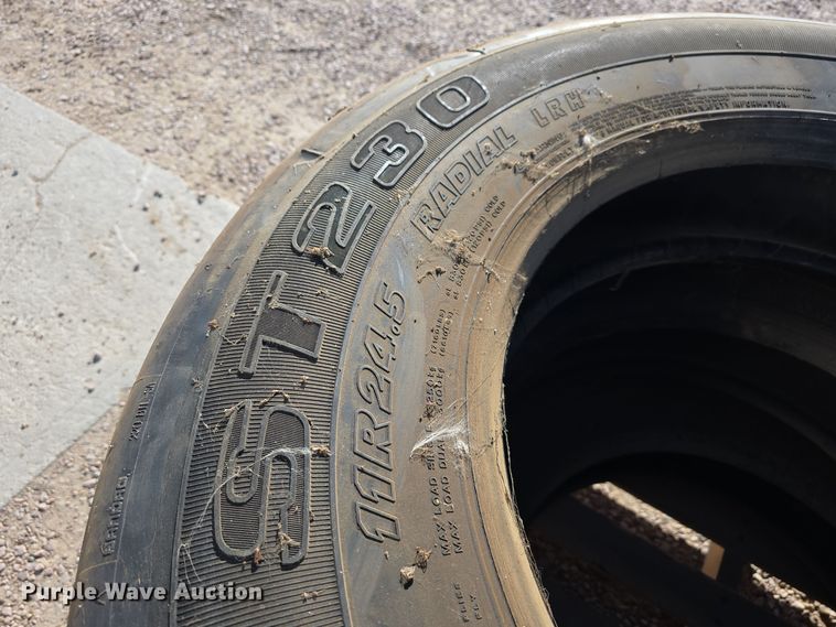 image for item DW3079 Tires and wheels