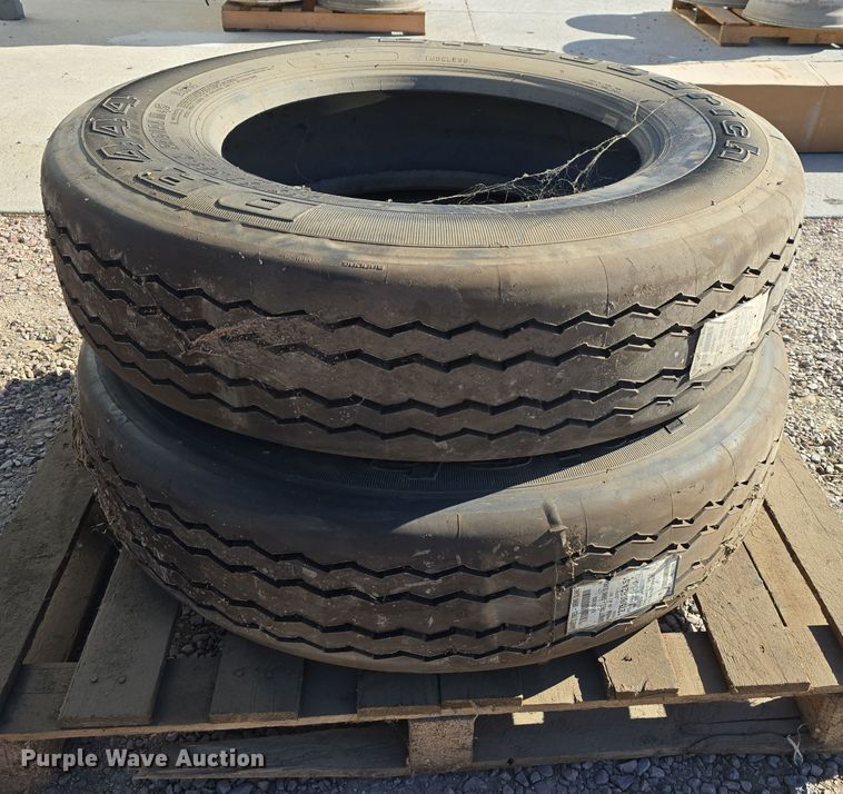 image for item DW3079 Tires and wheels