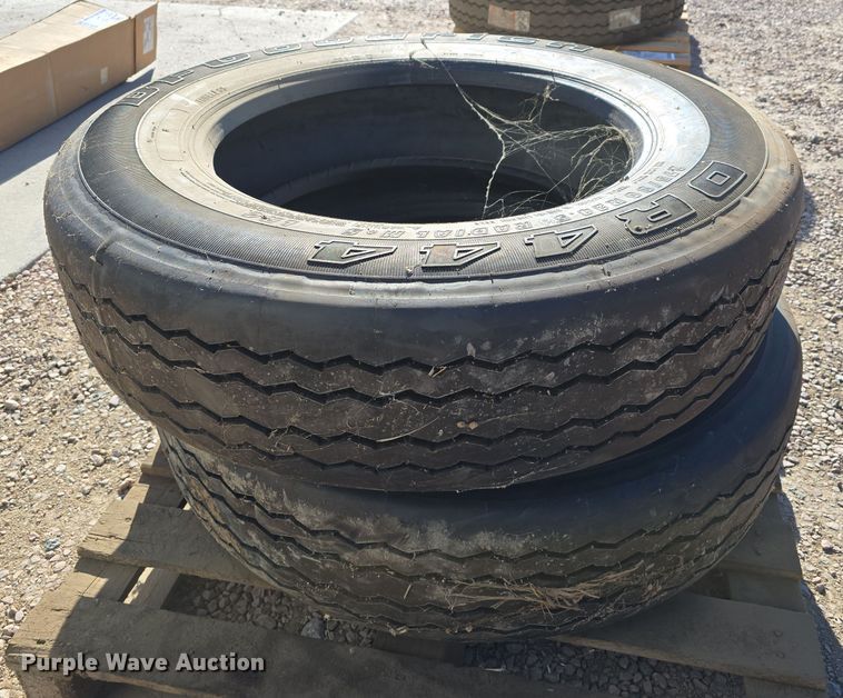 image for item DW3079 Tires and wheels