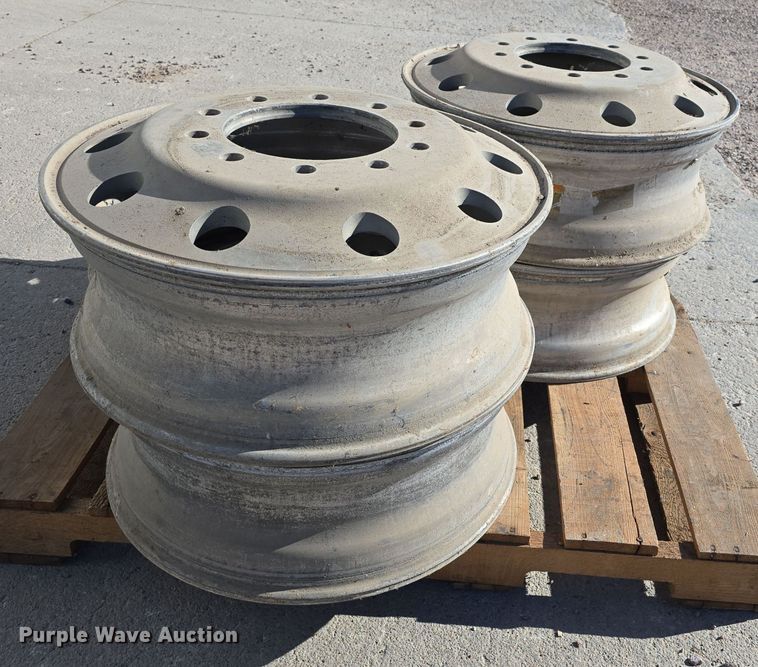 image for item DW3079 Tires and wheels