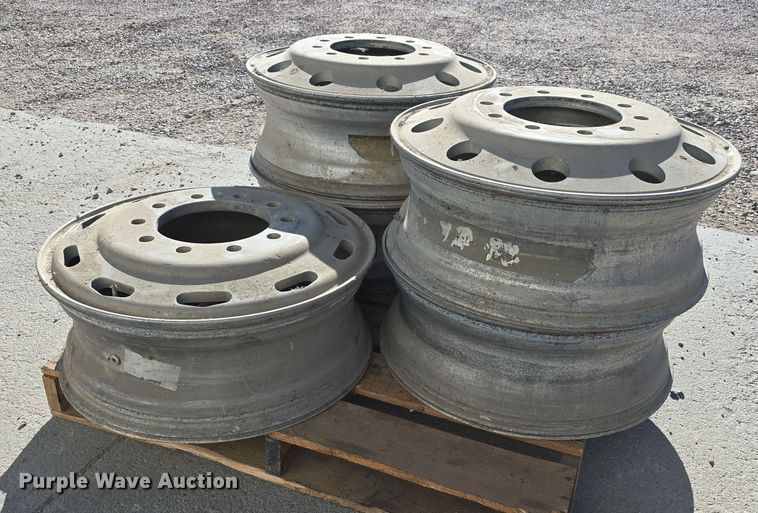 image for item DW3079 Tires and wheels