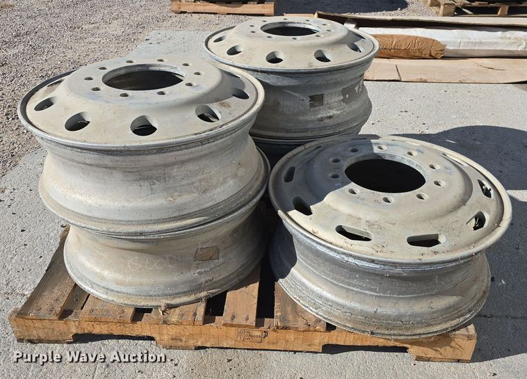 image for item DW3079 Tires and wheels