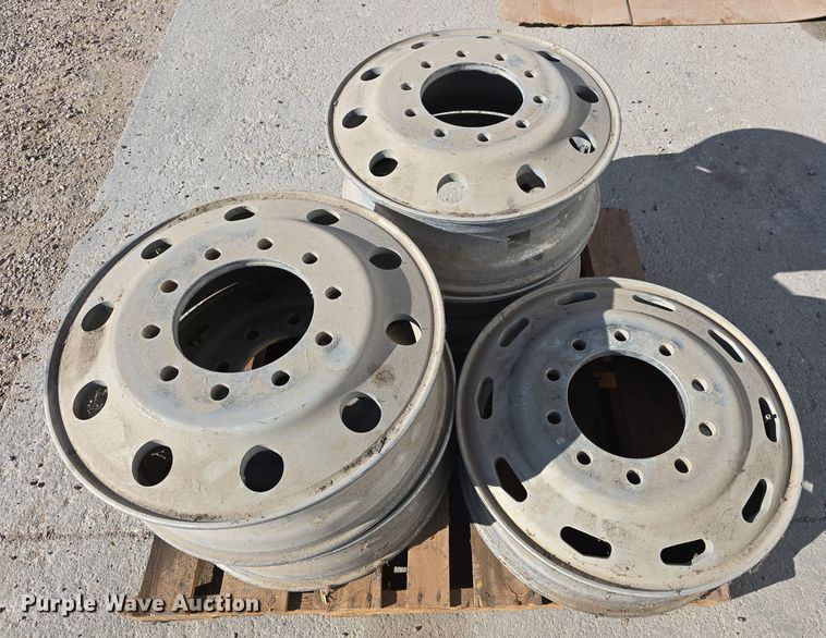 image for item DW3079 Tires and wheels