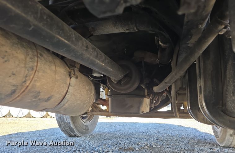 image for item DW3085 1989 GMC C6500 dump truck