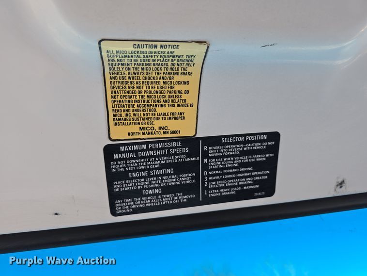 image for item DW3085 1989 GMC C6500 dump truck