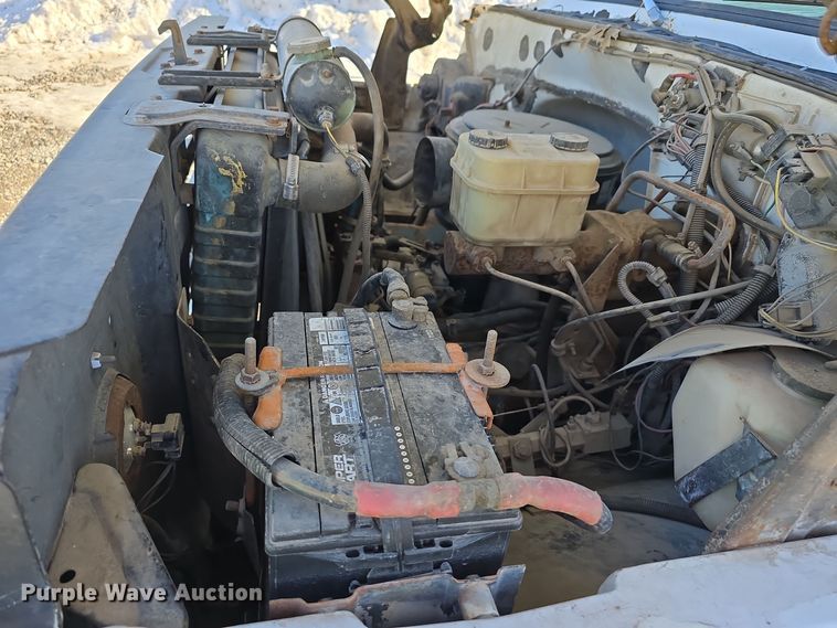 image for item DW3085 1989 GMC C6500 dump truck