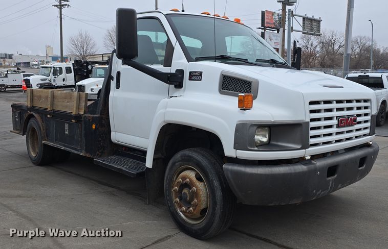 image for item DW3088 2008 GMC C4500 flatbed truck