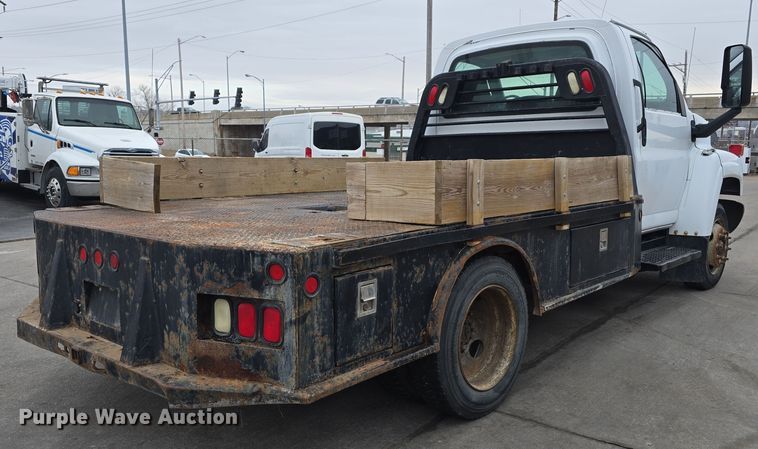 image for item DW3088 2008 GMC C4500 flatbed truck