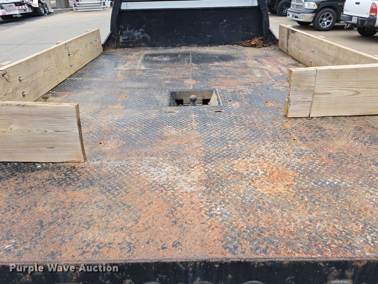 image for item DW3088 2008 GMC C4500 flatbed truck