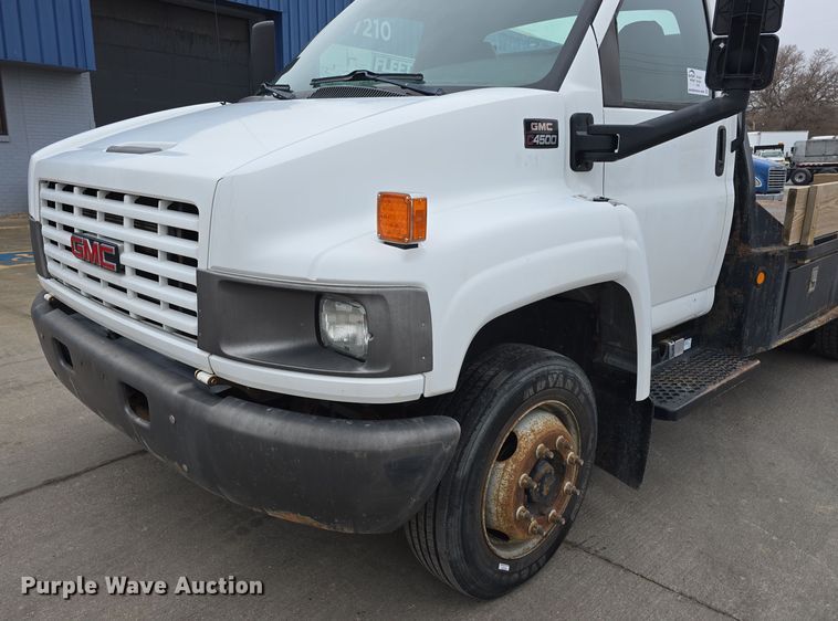 image for item DW3088 2008 GMC C4500 flatbed truck