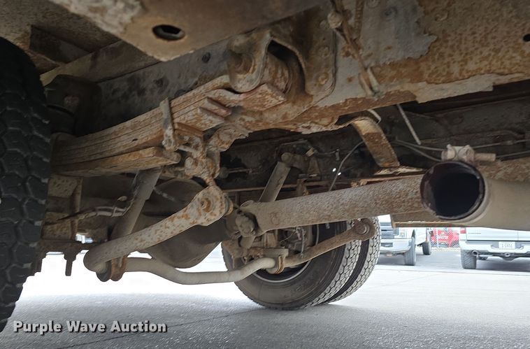 image for item DW3088 2008 GMC C4500 flatbed truck