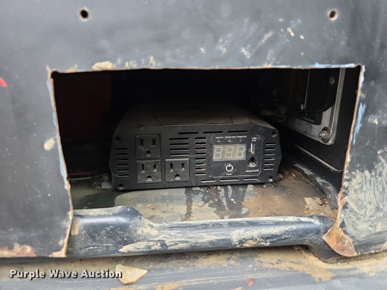 image for item DW3088 2008 GMC C4500 flatbed truck