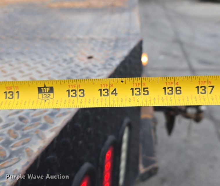 image for item DW3089 2013 International DuraStar 4300 flatbed truck