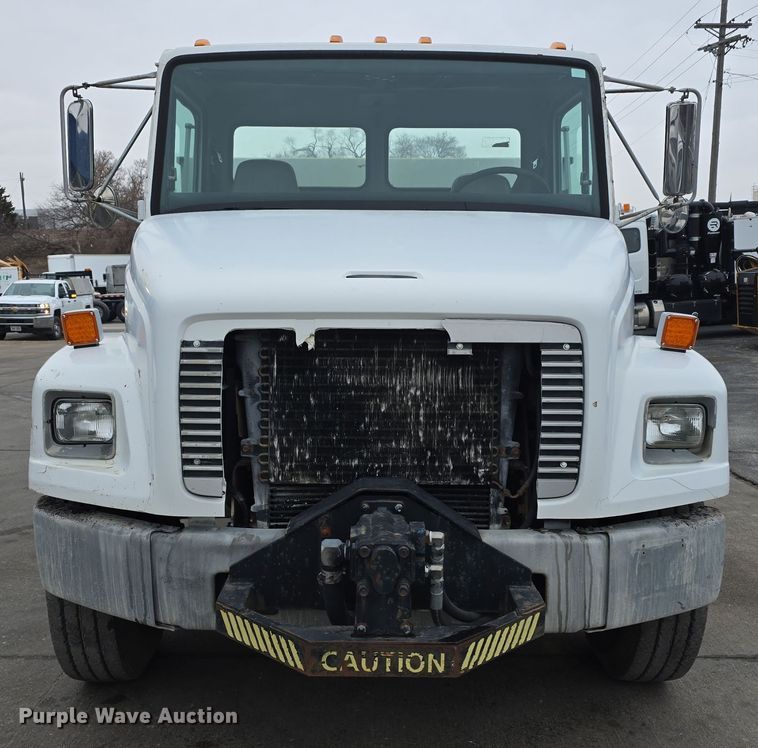 image for item DW3091 2000 Freightliner FL70 rock slinger truck