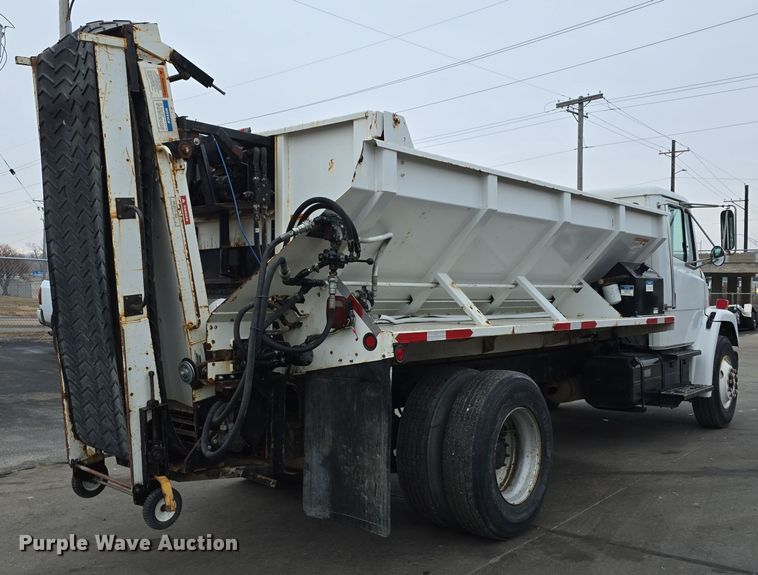 image for item DW3091 2000 Freightliner FL70 rock slinger truck