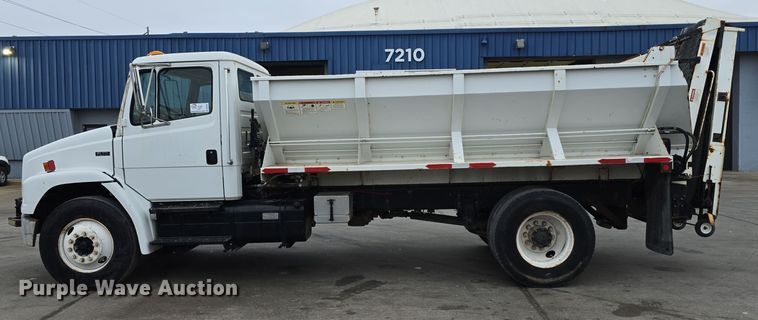 image for item DW3091 2000 Freightliner FL70 rock slinger truck