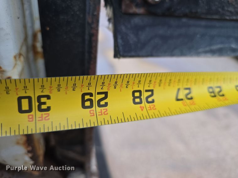 image for item DW3091 2000 Freightliner FL70 rock slinger truck