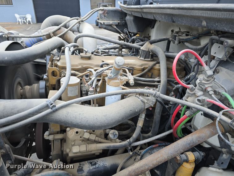 image for item DW3091 2000 Freightliner FL70 rock slinger truck