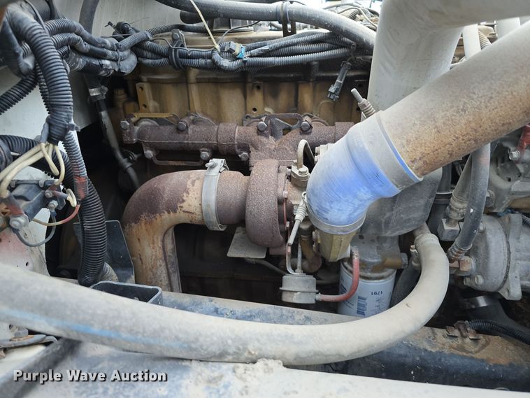 image for item DW3091 2000 Freightliner FL70 rock slinger truck