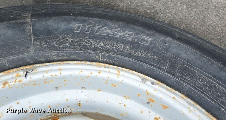 image for item DW3091 2000 Freightliner FL70 rock slinger truck