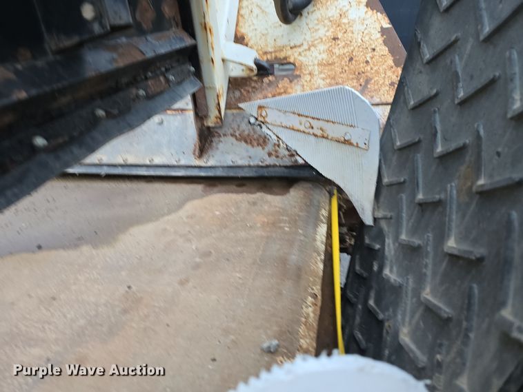 image for item DW3091 2000 Freightliner FL70 rock slinger truck